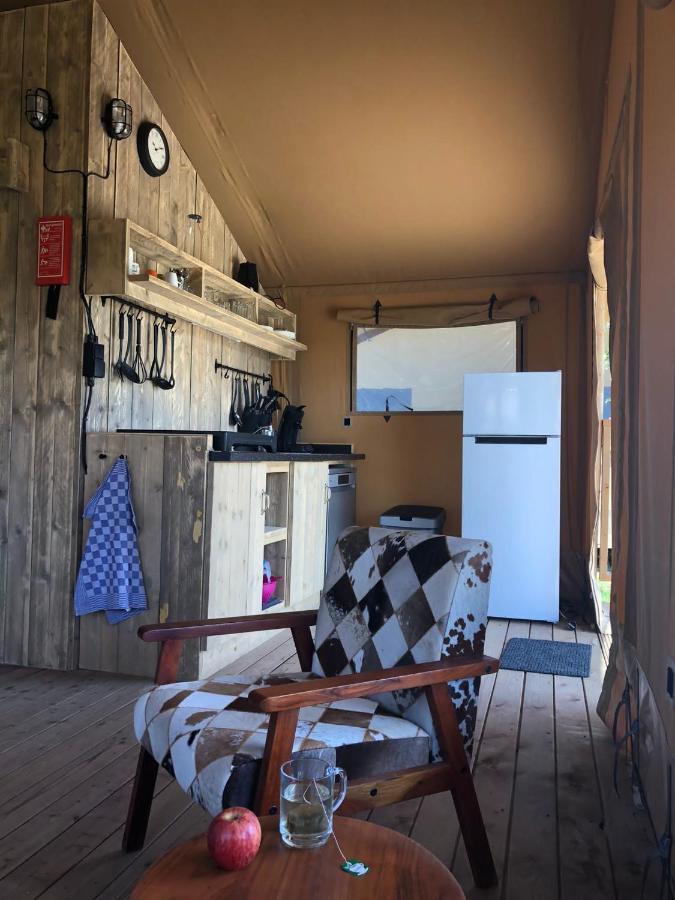 De Hazelaarshof Luxe Glampingtent Bij Natuurgebied De Millingerwaard Kekerdom Eksteriør bilde